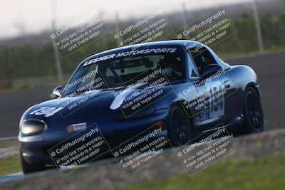 media/Jan-18-2026-CalClub SCCA (Sun) [[8bc6468723]]/Group 7 Race/Turn 1/